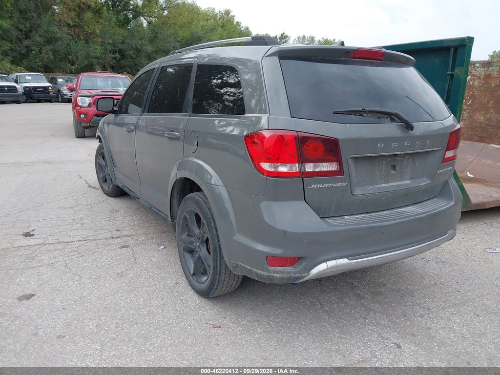 2020 Dodge Journey Crossroad photo 3