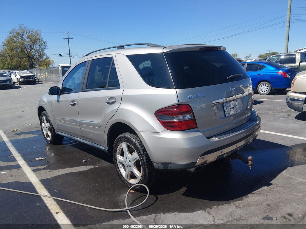 2008 Mercedes-Benz ML 350 4MATIC photo 3