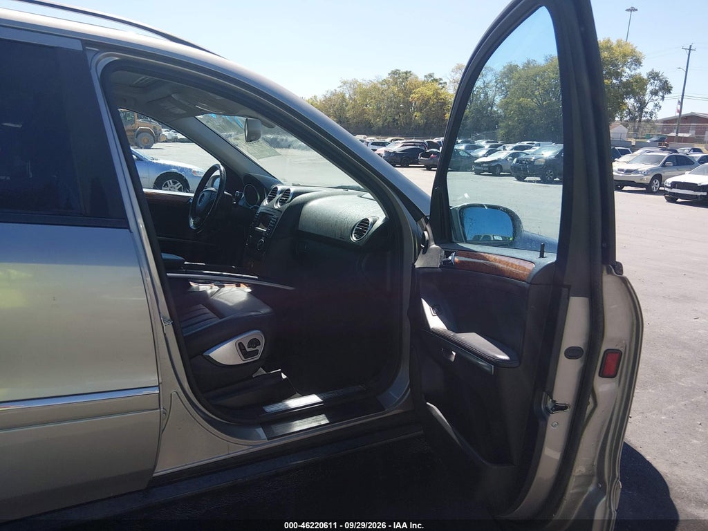 2008 Mercedes-Benz ML 350 4MATIC photo 5