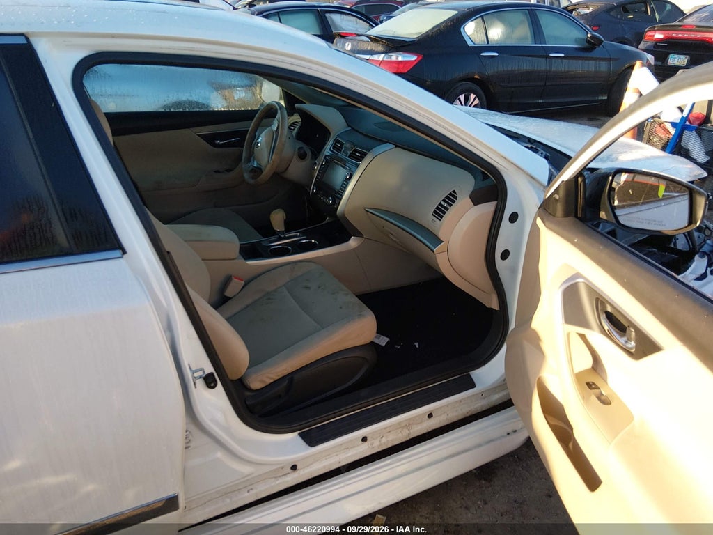 2015 Nissan Altima 2.5 SV photo 5