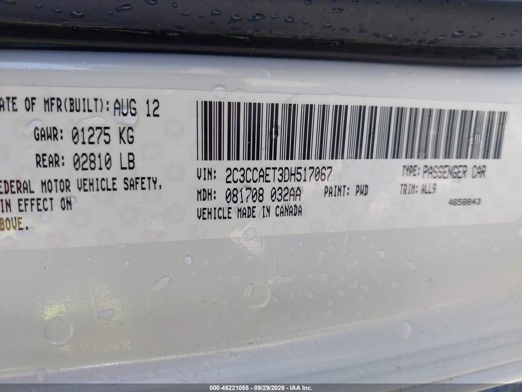 2013 Chrysler 300C photo 9