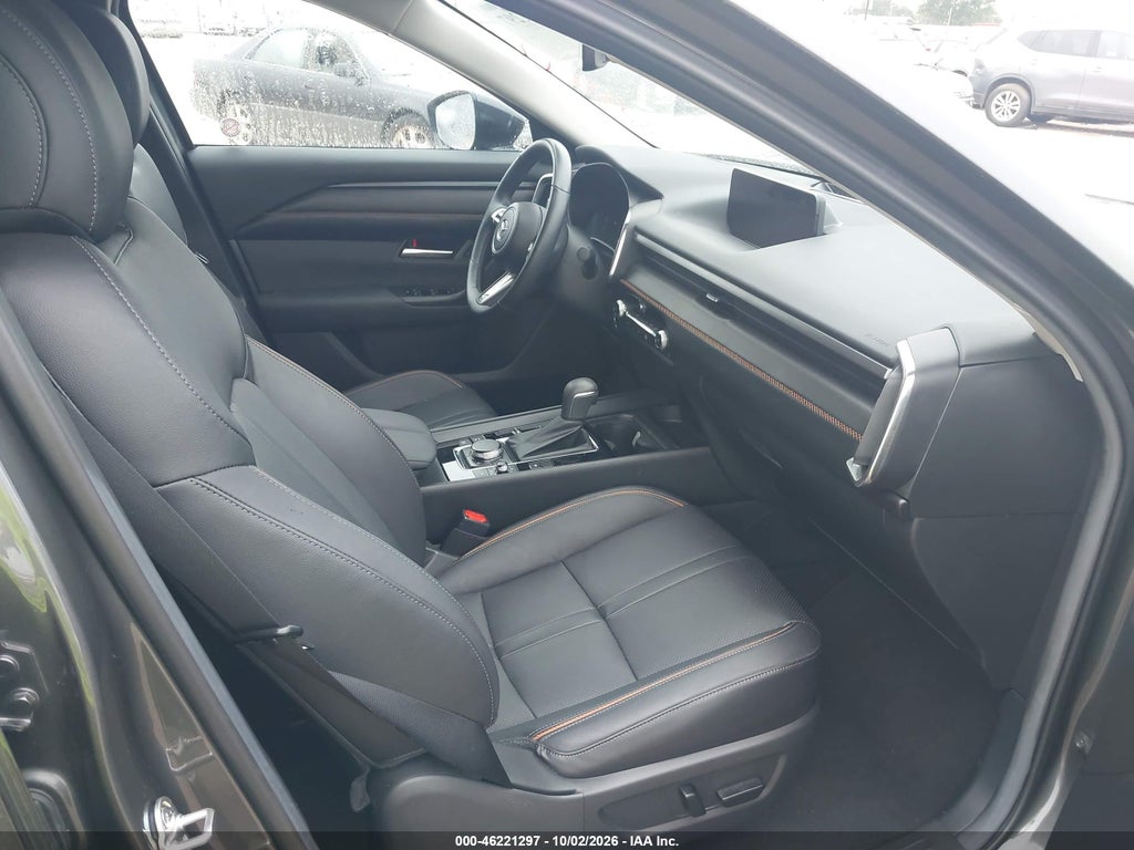 2026 Mazda CX-50 Hybrid Premium Plus photo 5