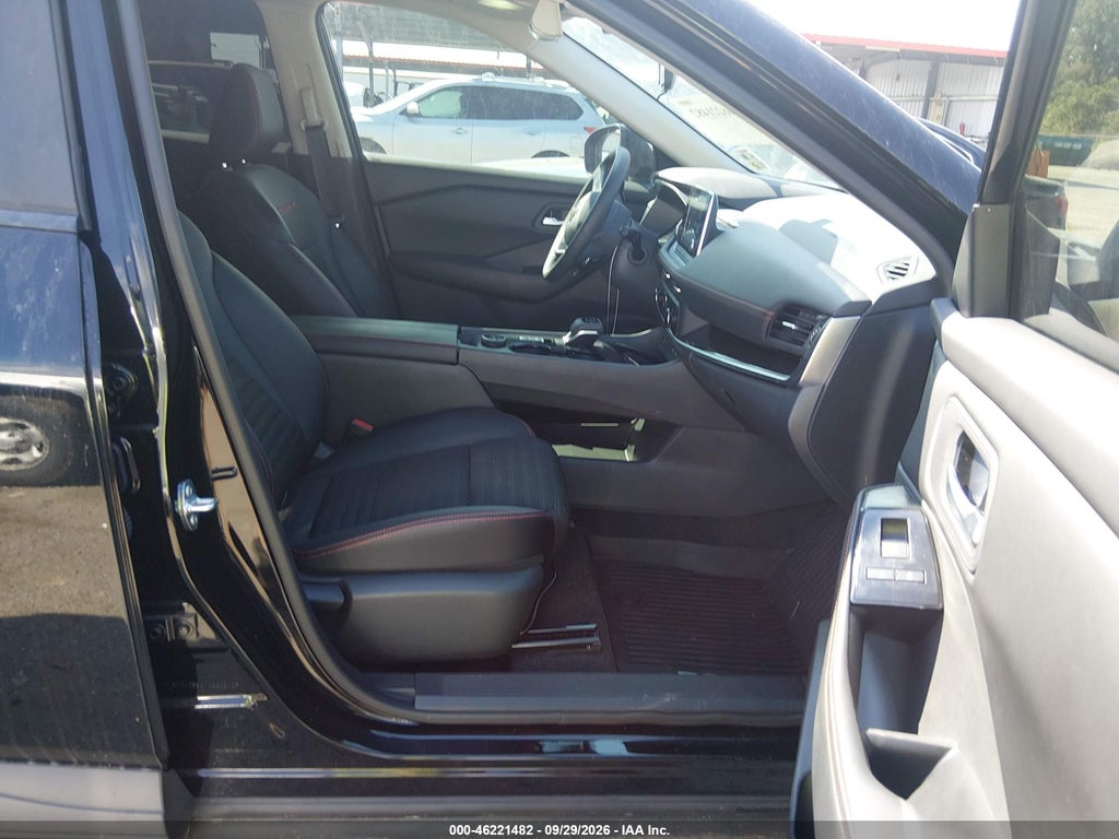2026 Nissan Rogue Rock Creek photo 5