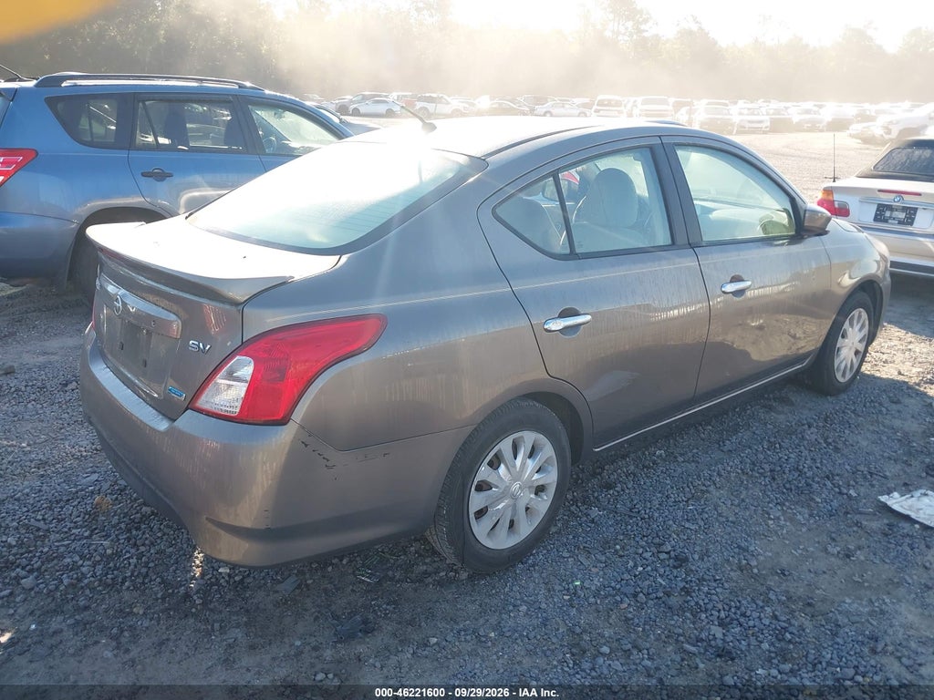 2016 Nissan Versa 1.6 S/1.6 S+/1.6 SL/1.6 SV photo 4