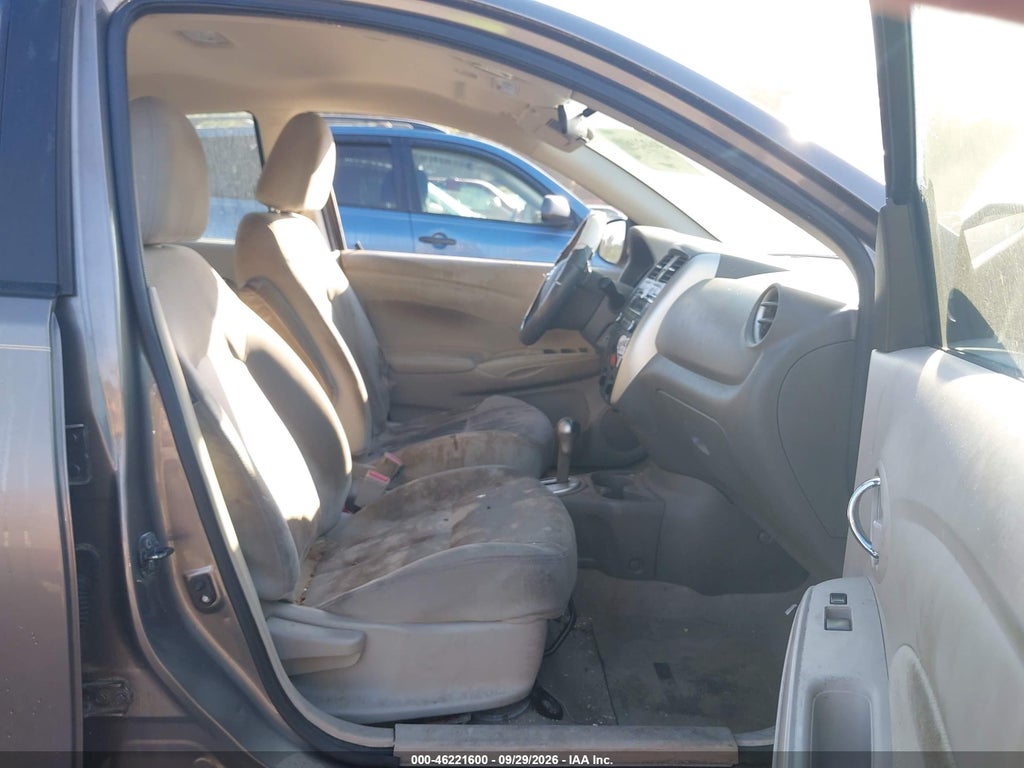 2016 Nissan Versa 1.6 S/1.6 S+/1.6 SL/1.6 SV photo 5
