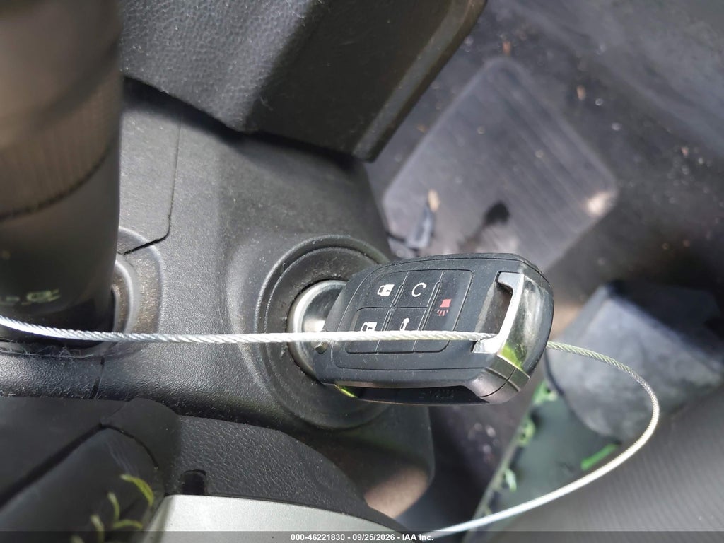 2010 Chevrolet Camaro 1LT photo 11