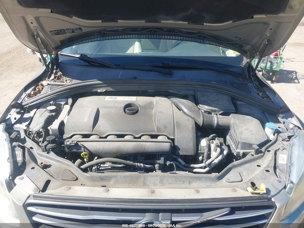 2014 Volvo XC60 T6 Premier Plus photo 10