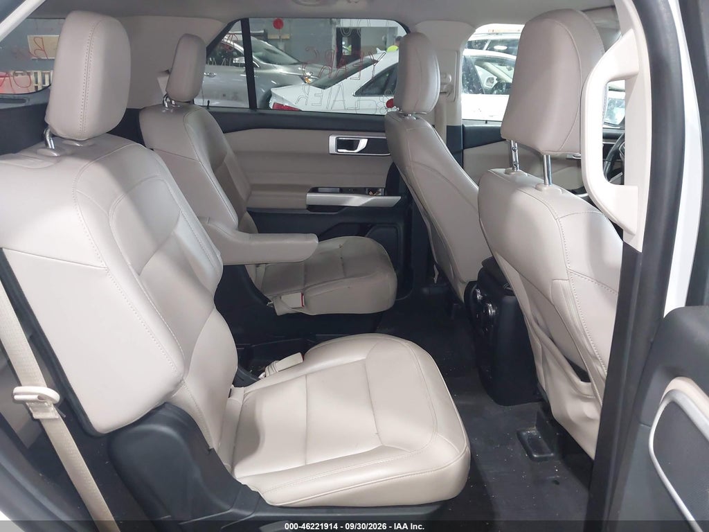 2021 Ford Explorer XLT photo 8