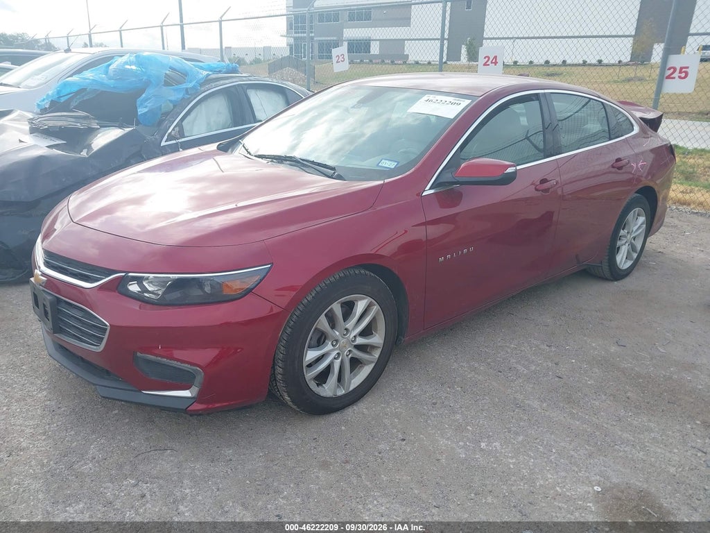 2018 Chevrolet Malibu LT photo 2