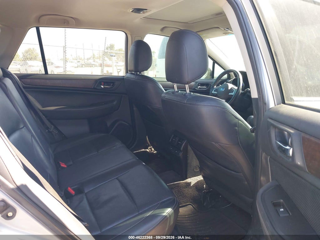 2015 Subaru Outback 3.6R Limited photo 8
