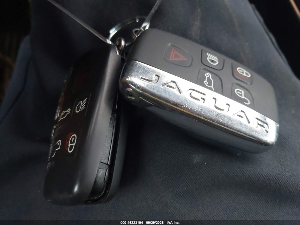 2020 Jaguar F-Pace Prestige P300 AWD Automatic photo 11