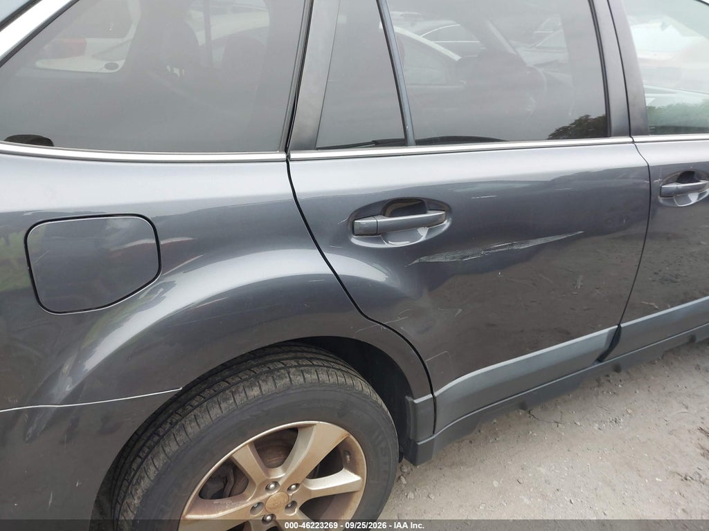 2014 Subaru Outback 2.5I Limited photo 6
