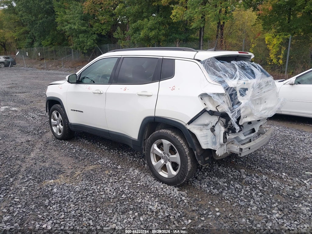 2017 Jeep New Compass Latitude 4X4 photo 3