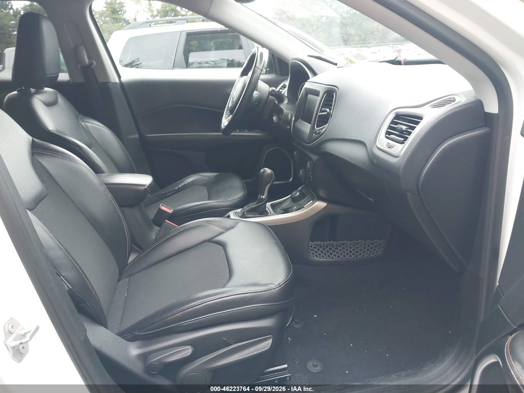 2017 Jeep New Compass Latitude 4X4 photo 5