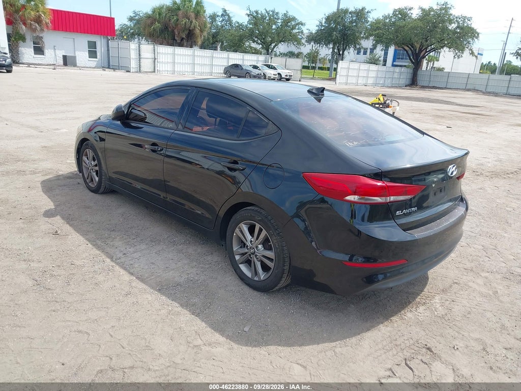 2017 Hyundai Elantra SE photo 3
