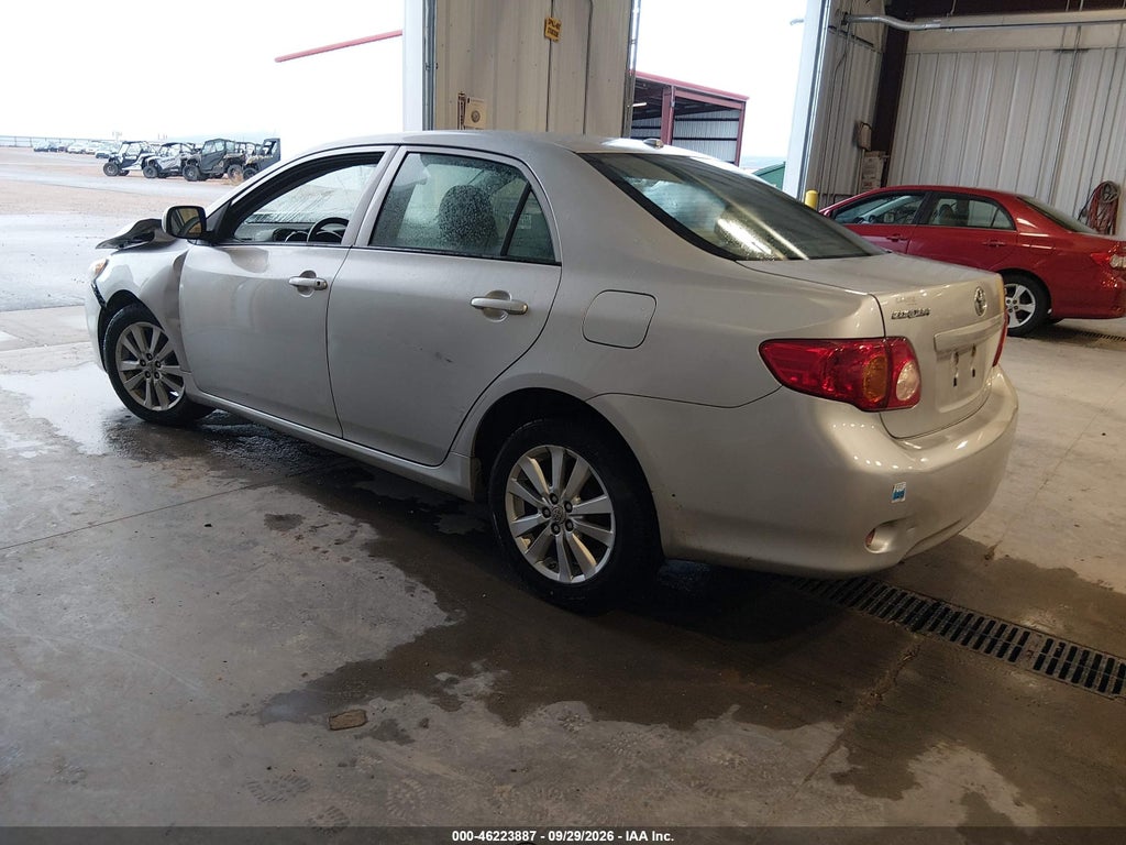 2009 Toyota Corolla LE photo 3