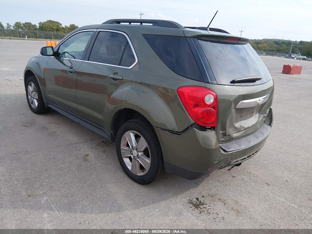 2015 Chevrolet Equinox 2LT photo 3