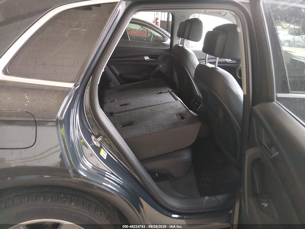 2018 Audi Q5 2.0T Premium/2.0T Tech Premium photo 8