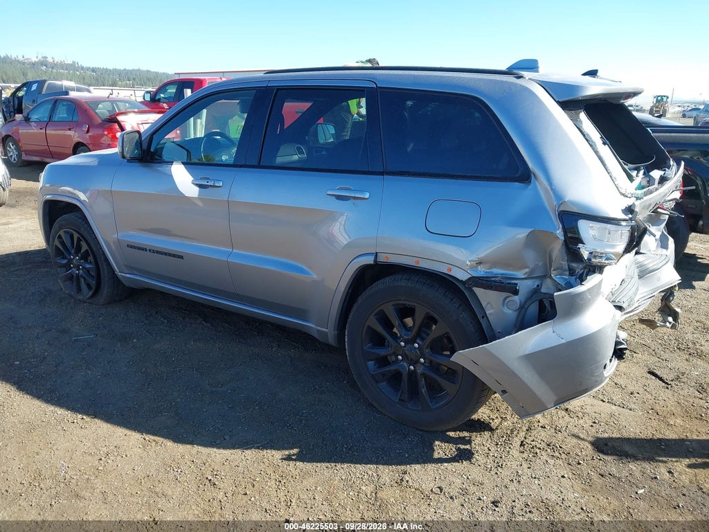 2019 Jeep Grand Cherokee Altitude 4X4 photo 3