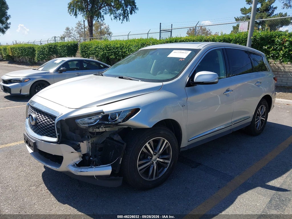 2018 Infiniti QX60 photo 2