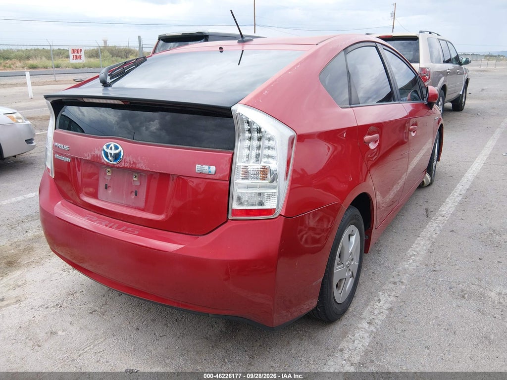 2010 Toyota Prius II photo 4