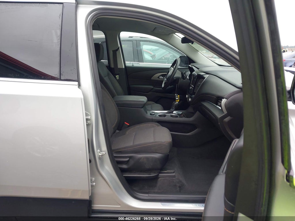 2020 Chevrolet Traverse AWD LS photo 5