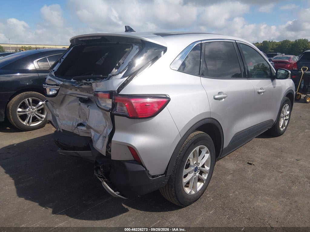 2020 Ford Escape SE photo 4