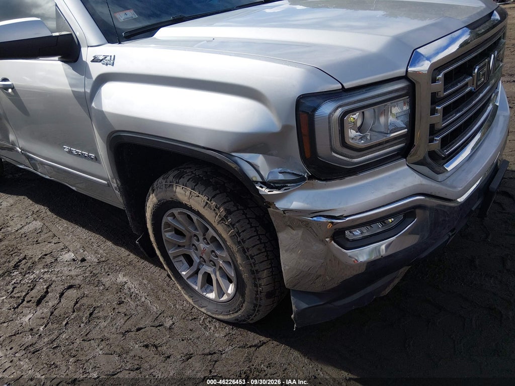 2018 GMC Sierra 1500 SLE photo 6