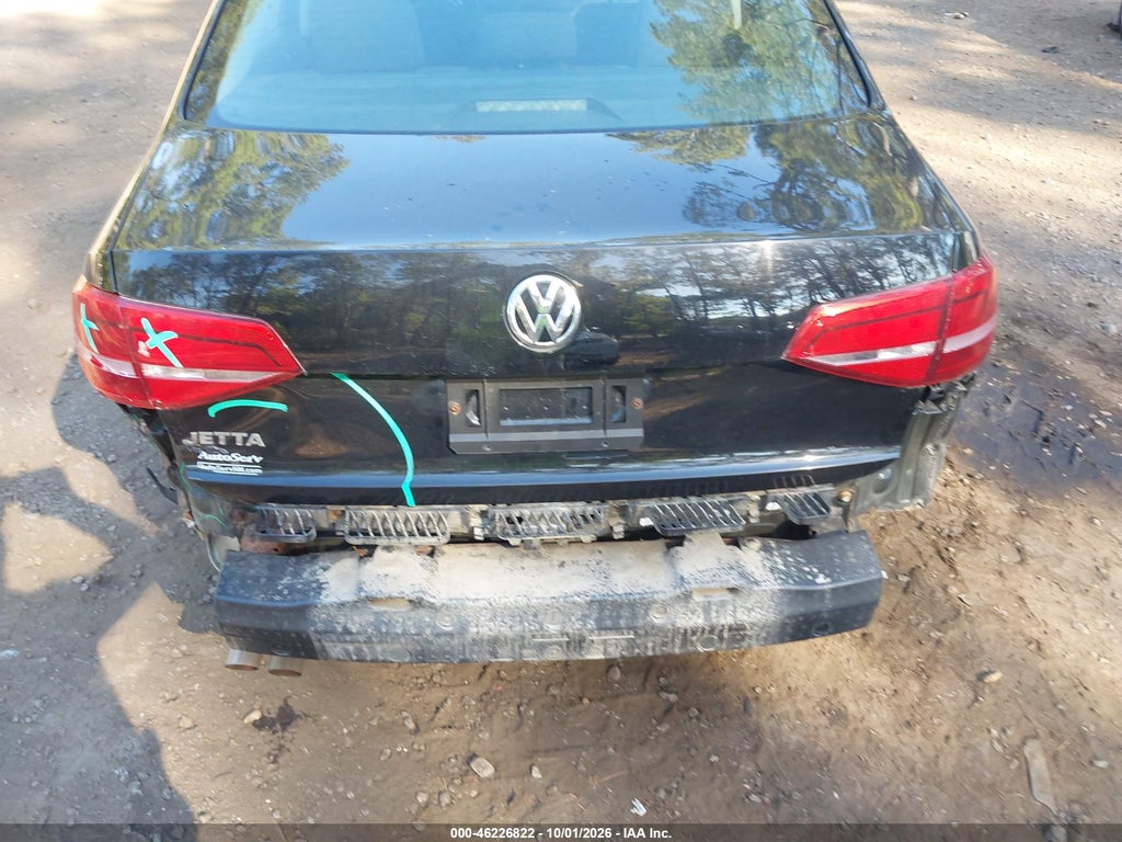 2015 Volkswagen Jetta 2.0L S photo 6