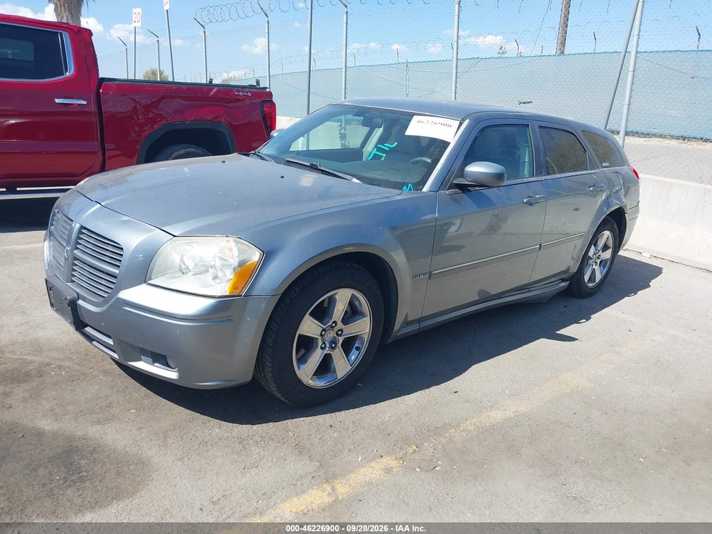 2007 Dodge Magnum RT photo 2