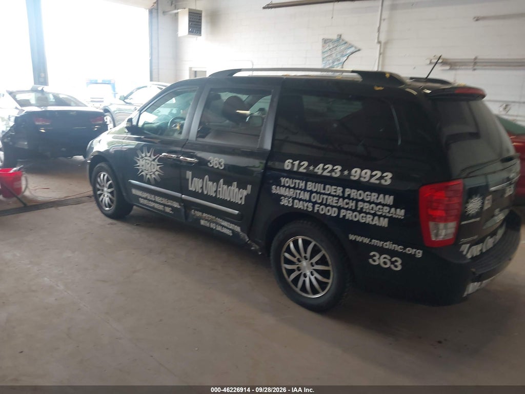 2012 Kia Sedona EX photo 3