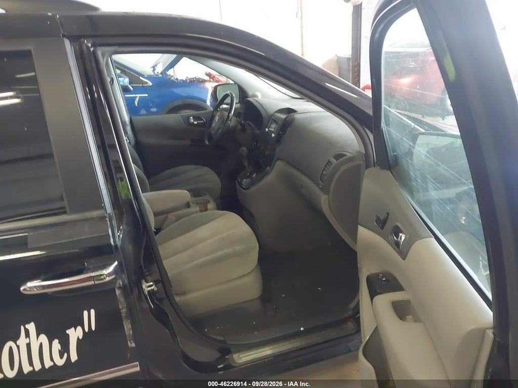 2012 Kia Sedona EX photo 5