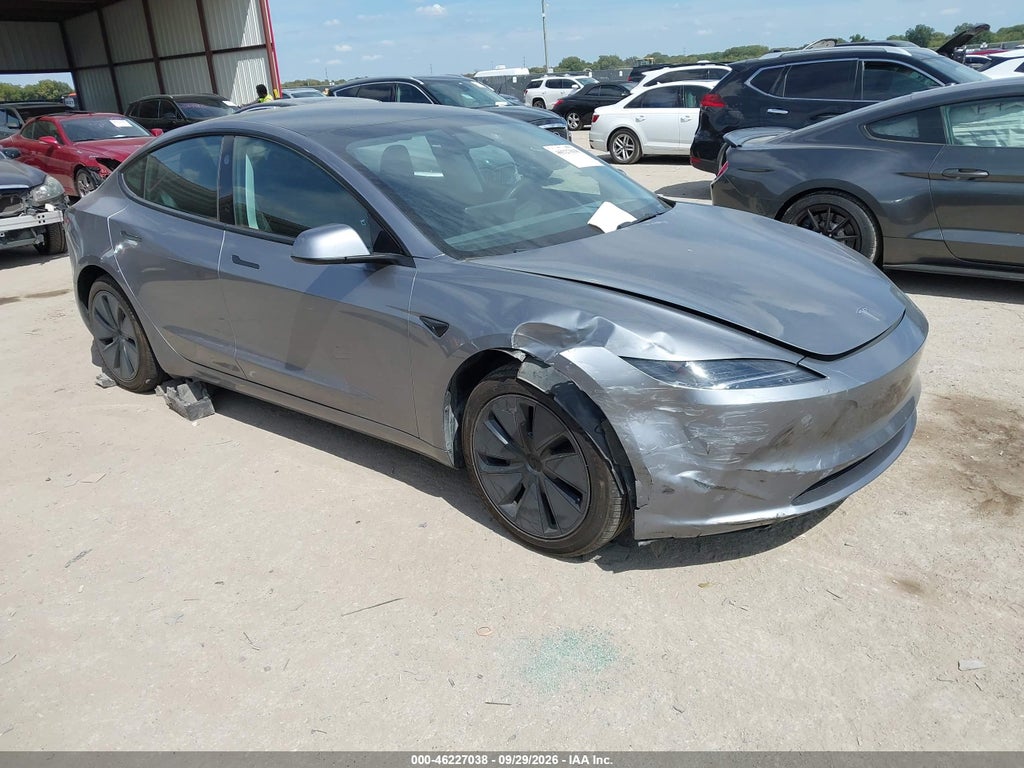 TESLA MODEL 3 2025