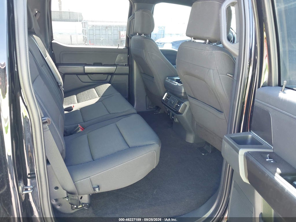 2021 Ford F-150 XLT photo 8