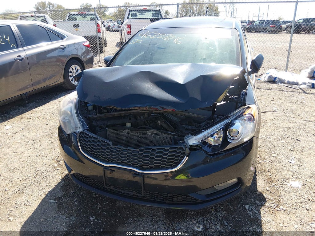 2016 Kia Forte EX photo 6