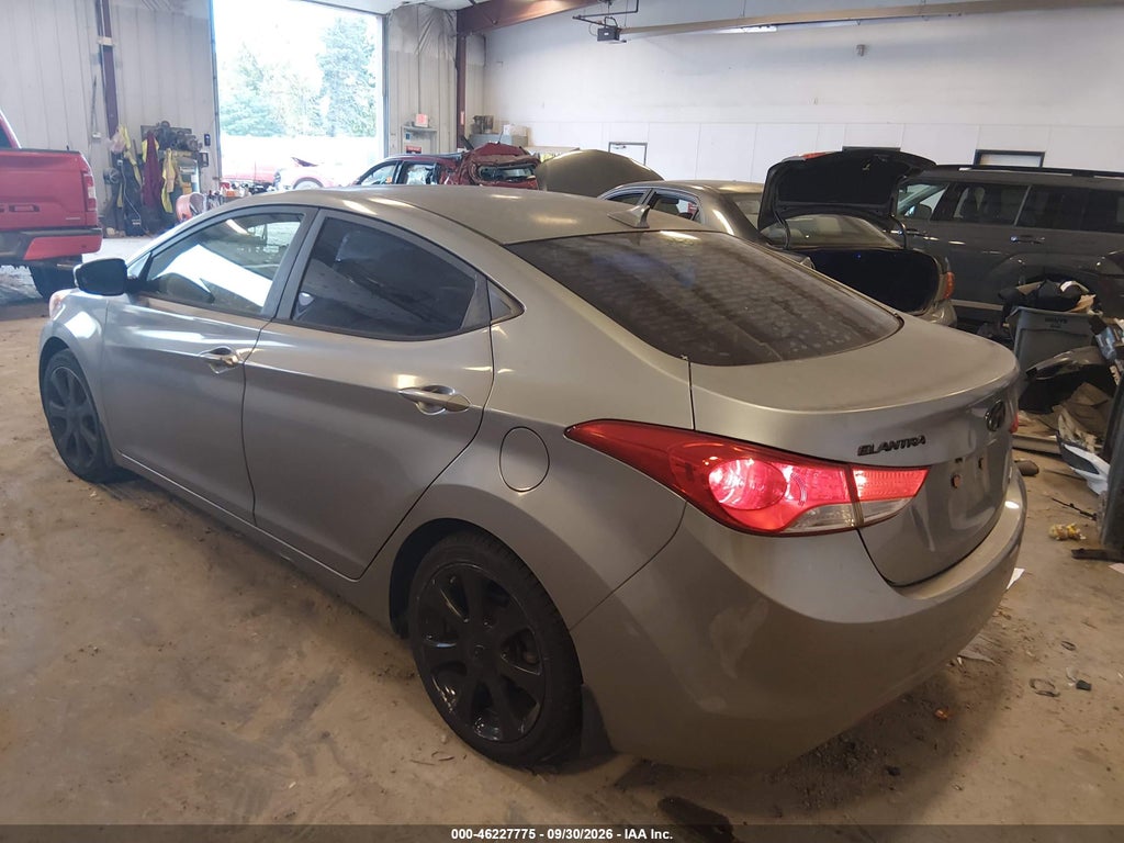 2012 Hyundai Elantra Limited (ulsan Plant) photo 3