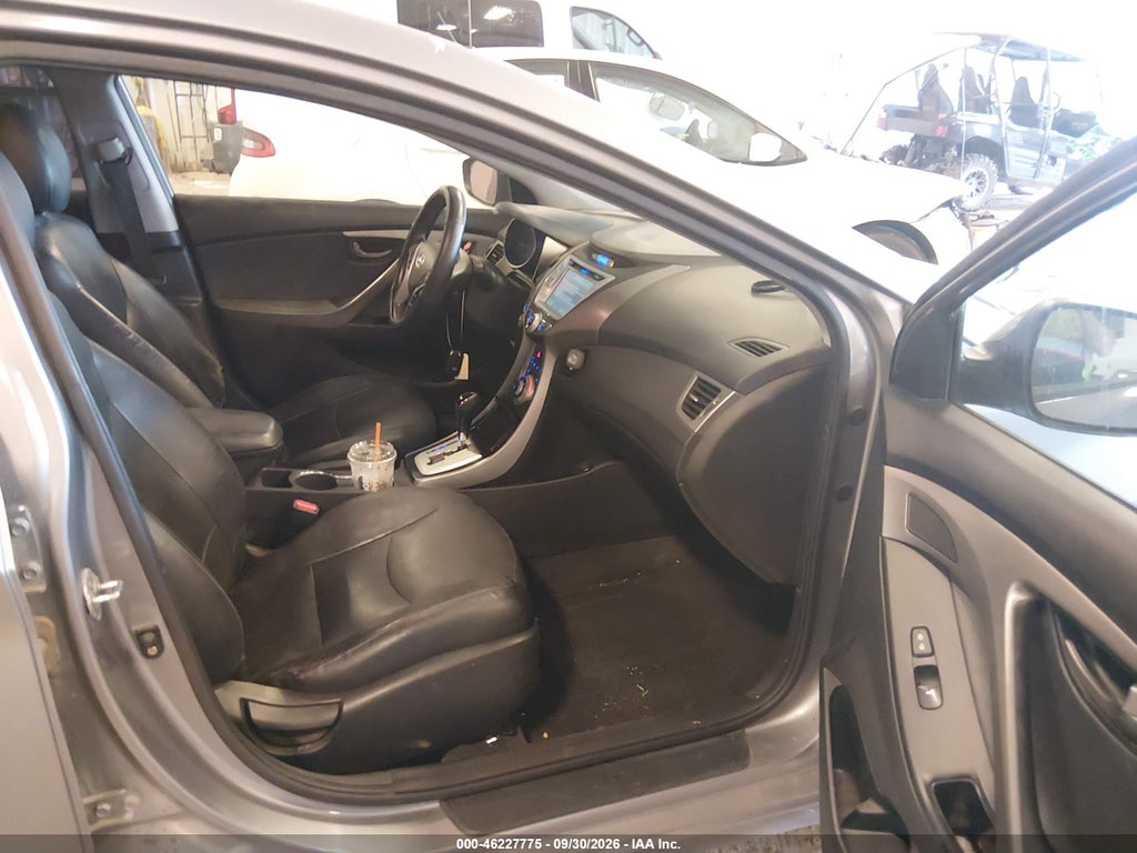 2012 Hyundai Elantra Limited (ulsan Plant) photo 5