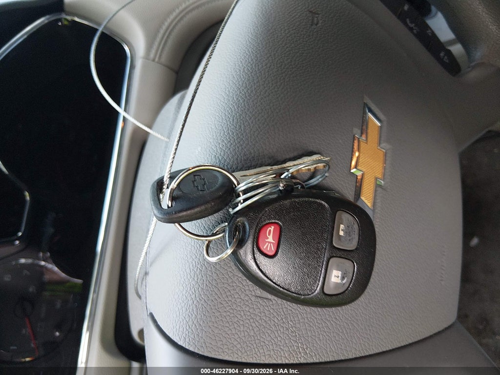 2015 Chevrolet Traverse LS photo 11