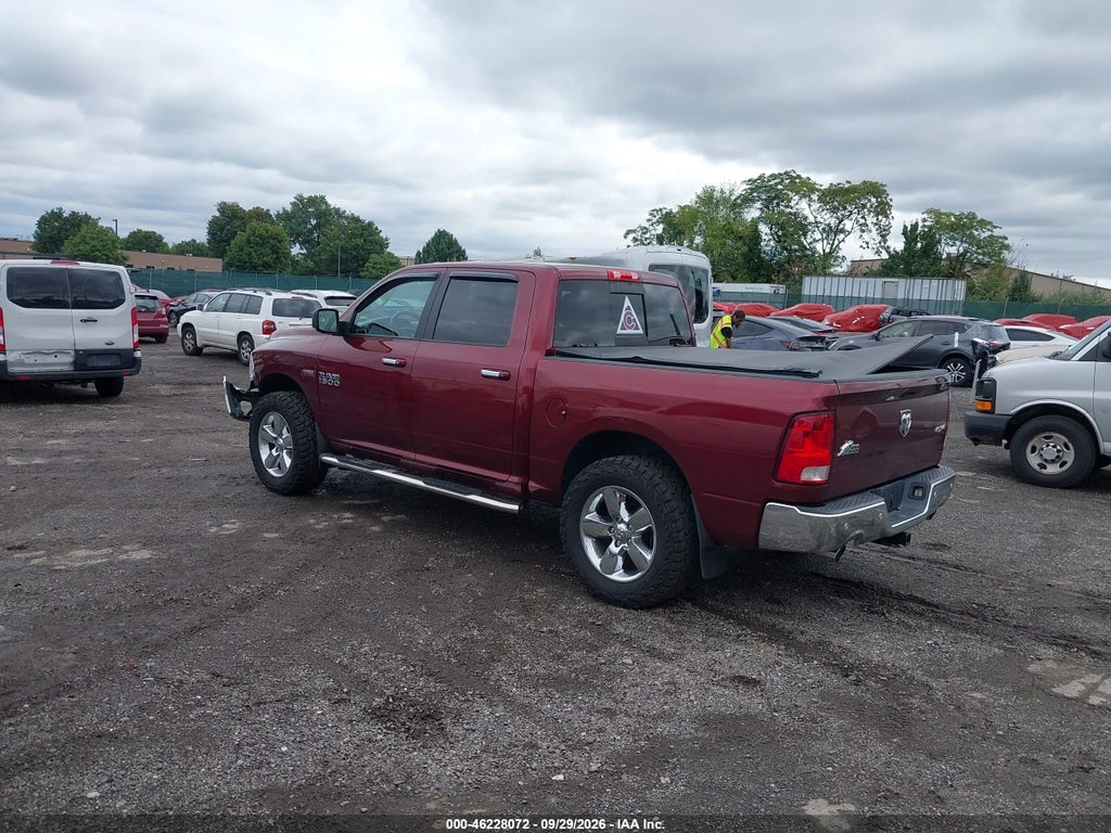 2017 Ram 1500 BIG Horn 4X4 5'7 Box photo 3