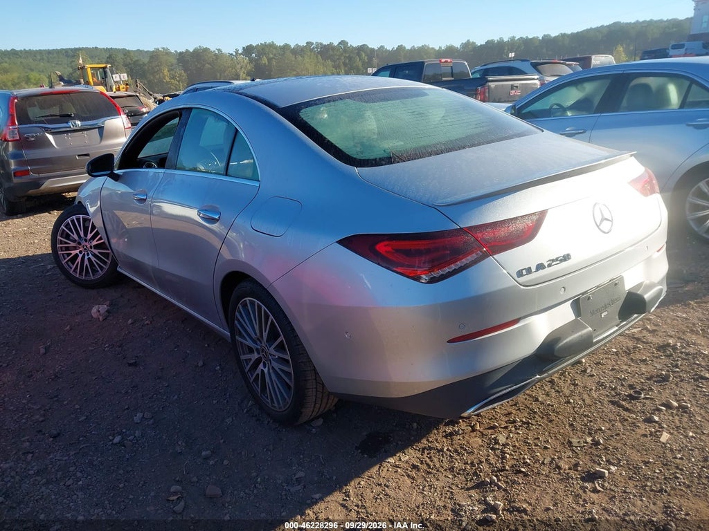 2023 Mercedes-Benz CLA 250 Coupe photo 3