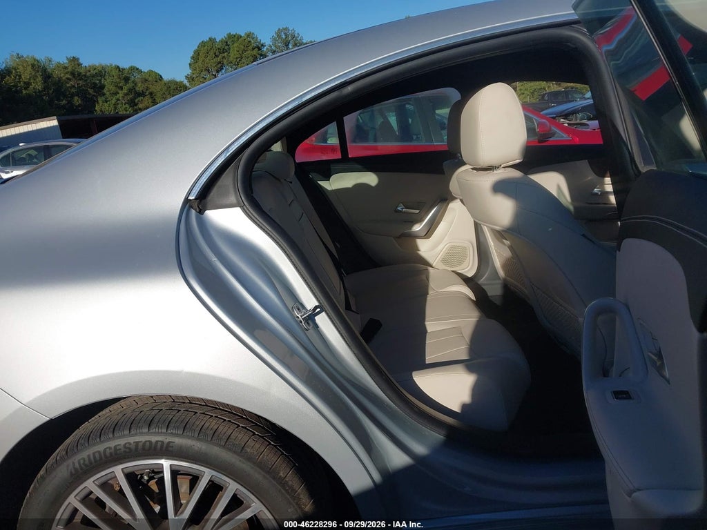 2023 Mercedes-Benz CLA 250 Coupe photo 8