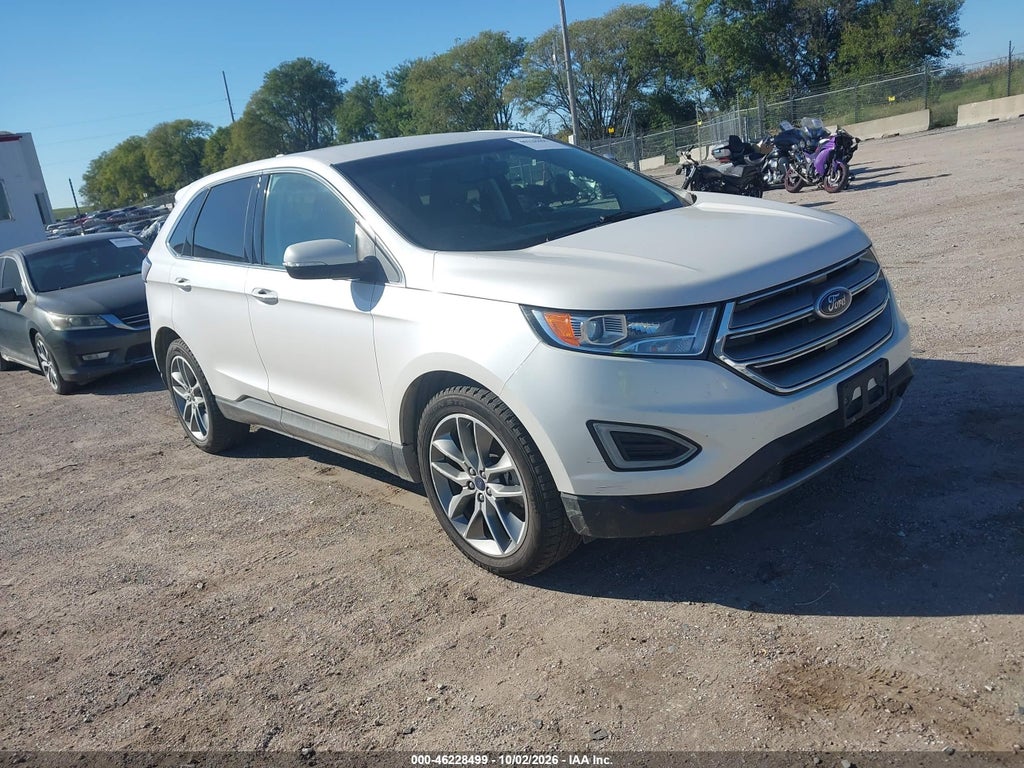 2016 Ford Edge Titanium photo 1