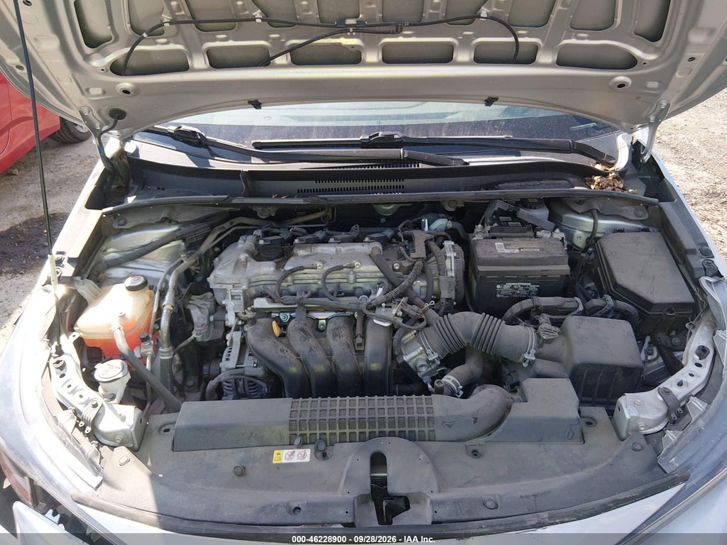 2022 Toyota Corolla LE photo 10