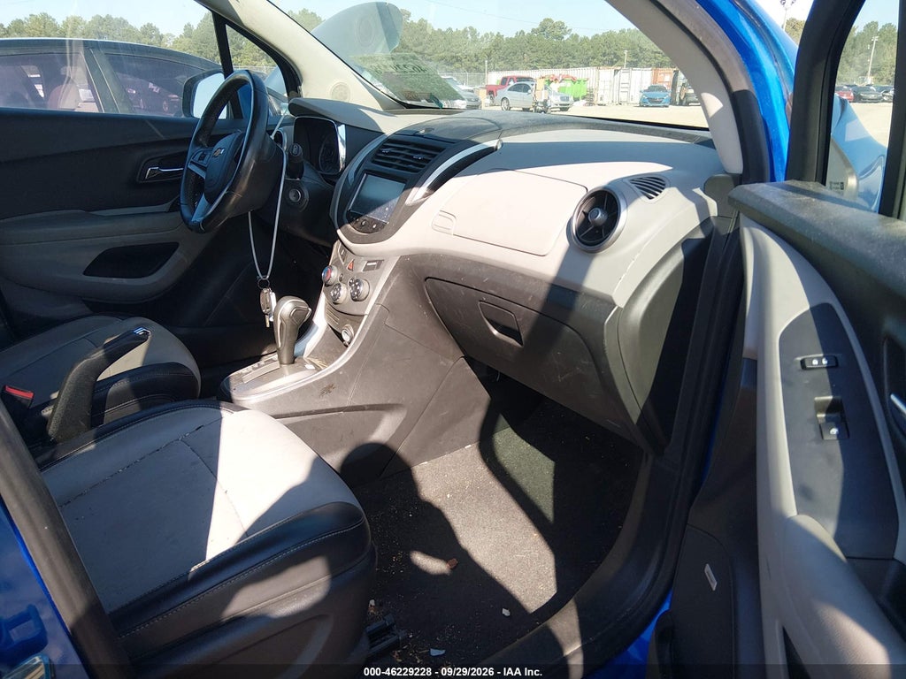 2016 Chevrolet Trax LT photo 5