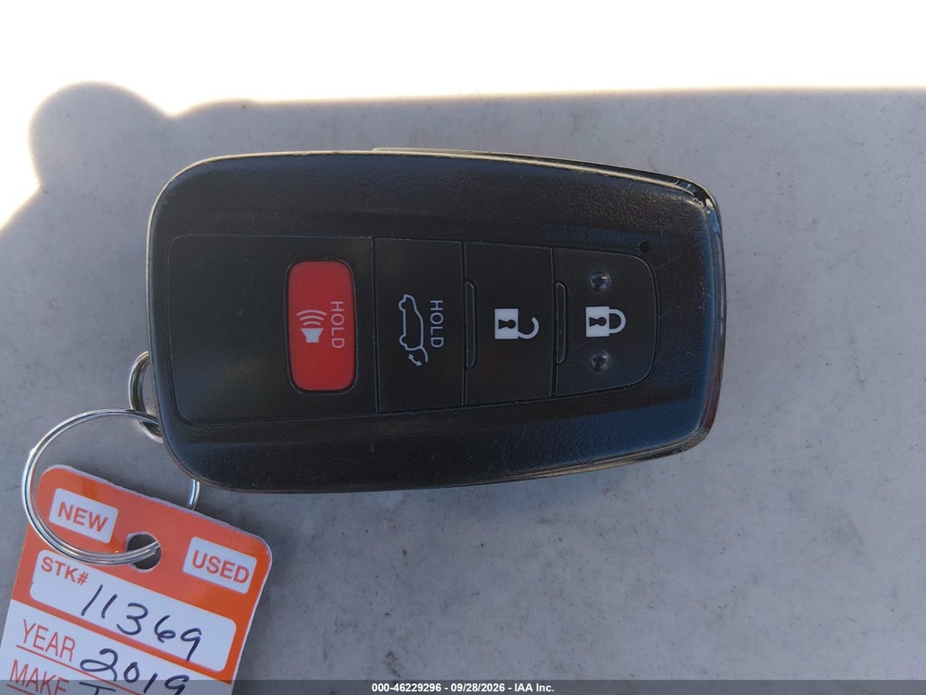 2019 Toyota RAV4 XLE Premium photo 11