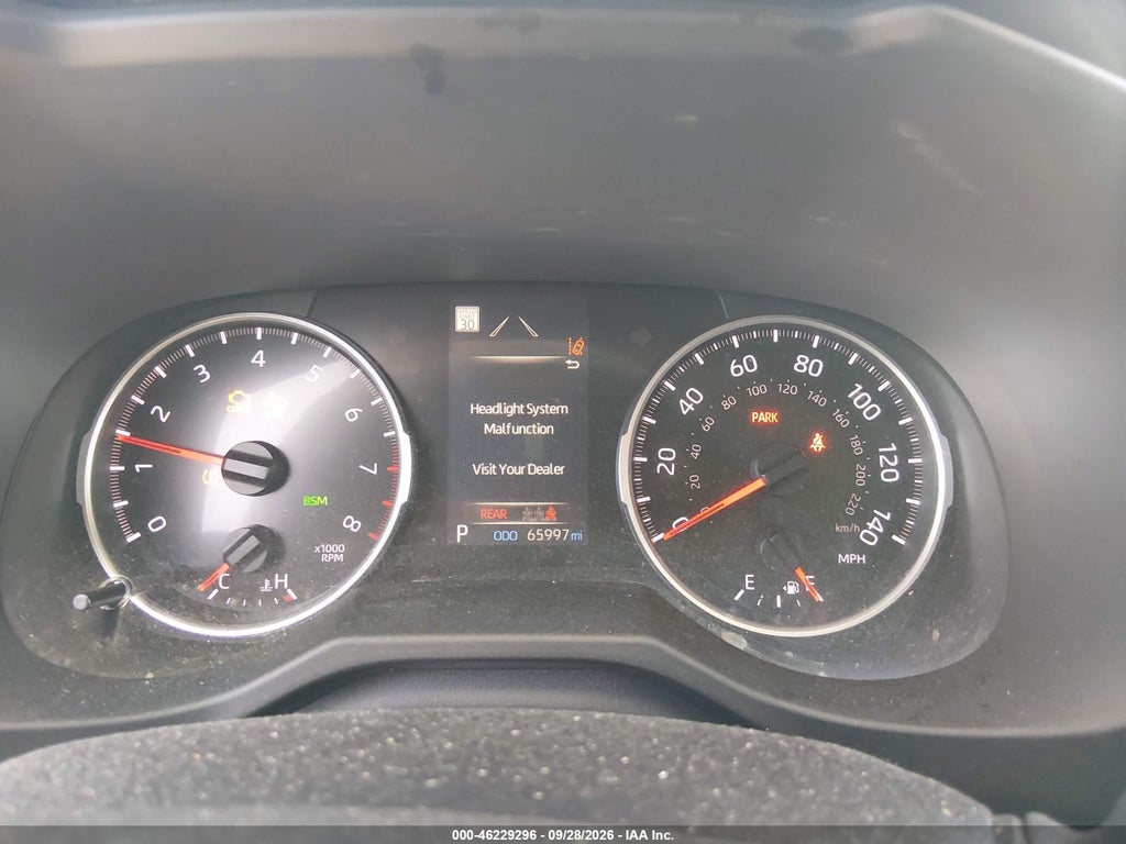2019 Toyota RAV4 XLE Premium photo 7