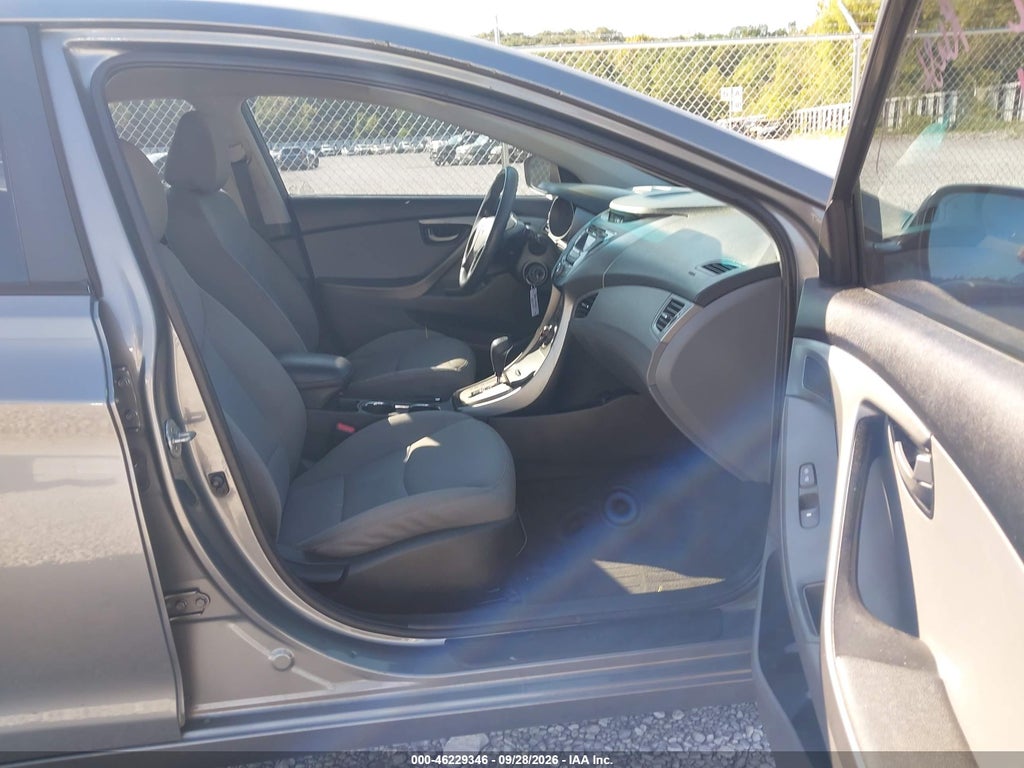 2013 Hyundai Elantra GLS photo 5