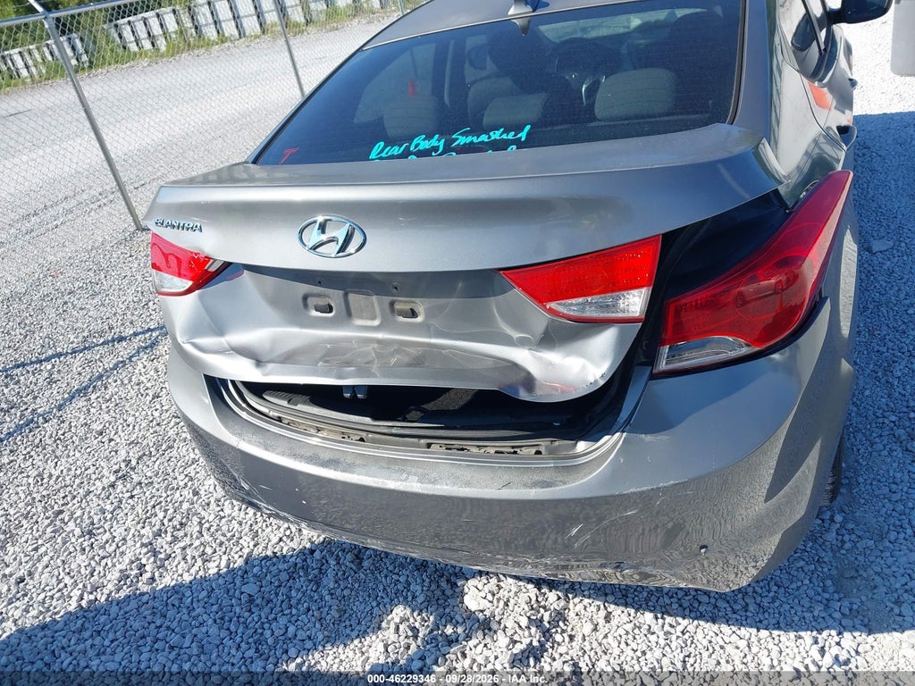2013 Hyundai Elantra GLS photo 6
