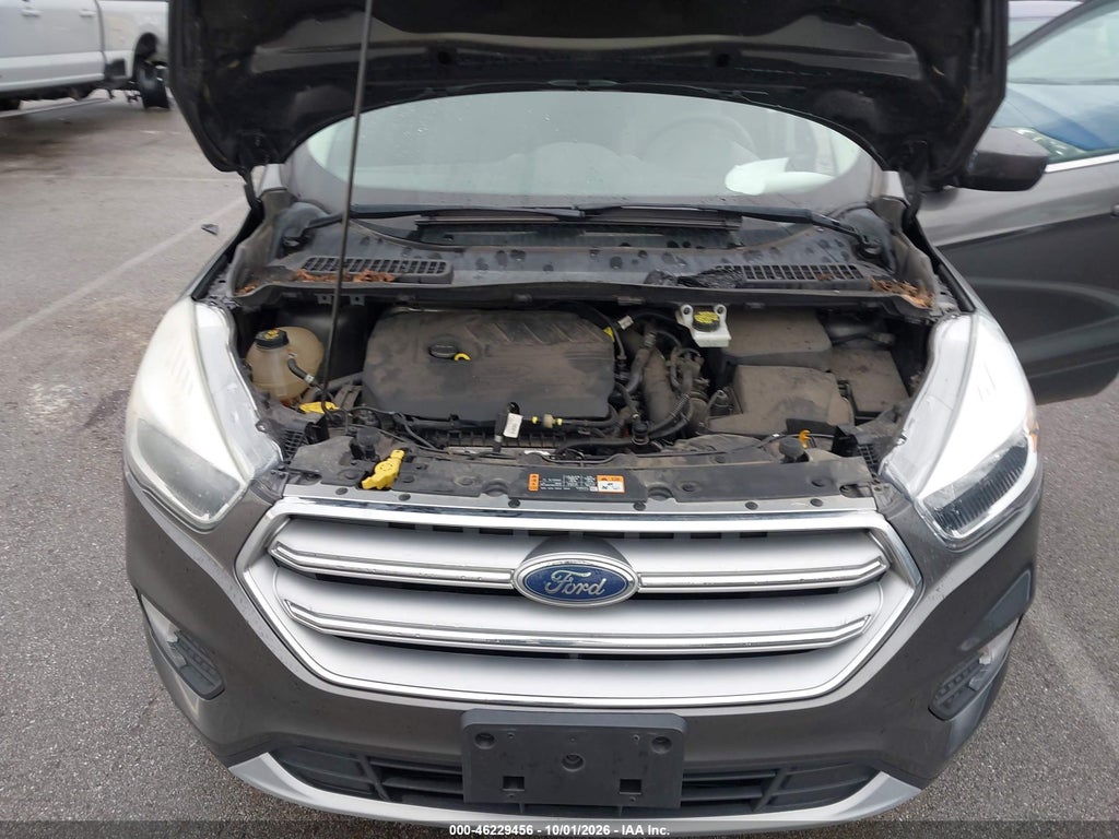 2017 Ford Escape SE photo 10