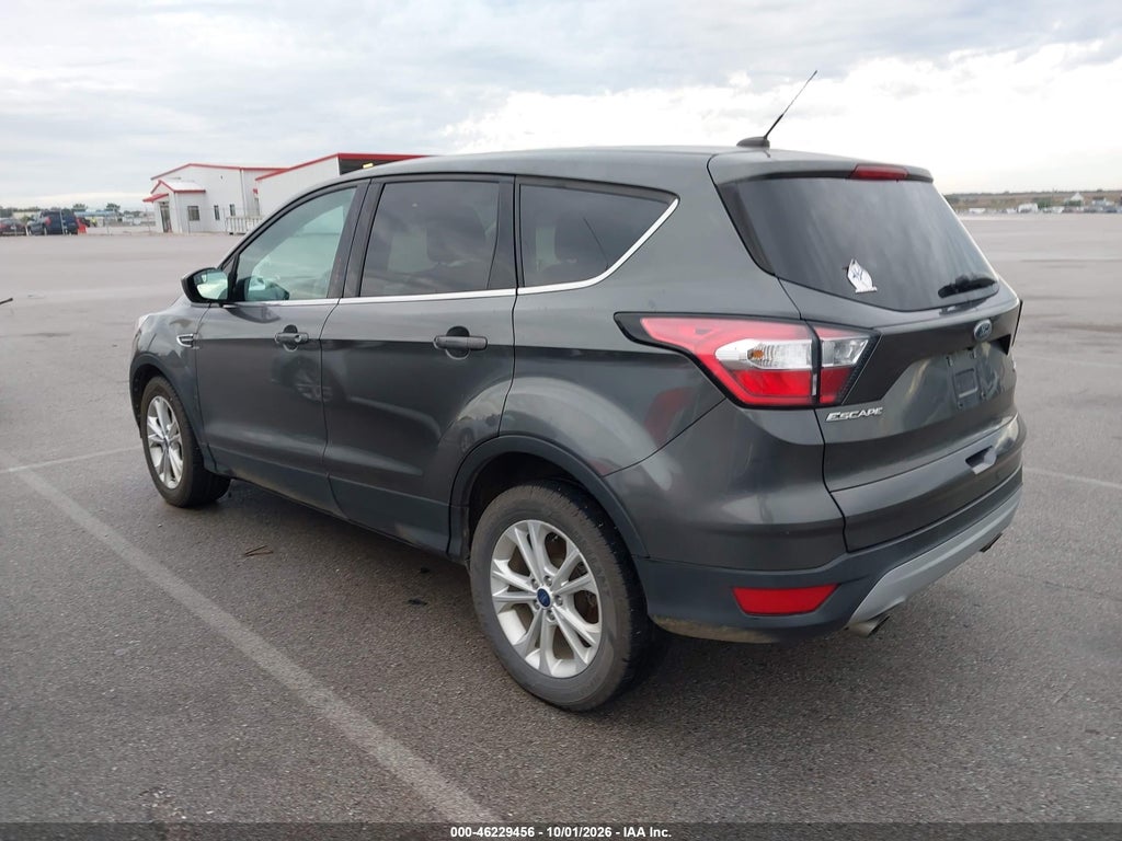 2017 Ford Escape SE photo 3